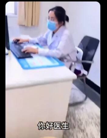 👀👀👀-大象吃瓜